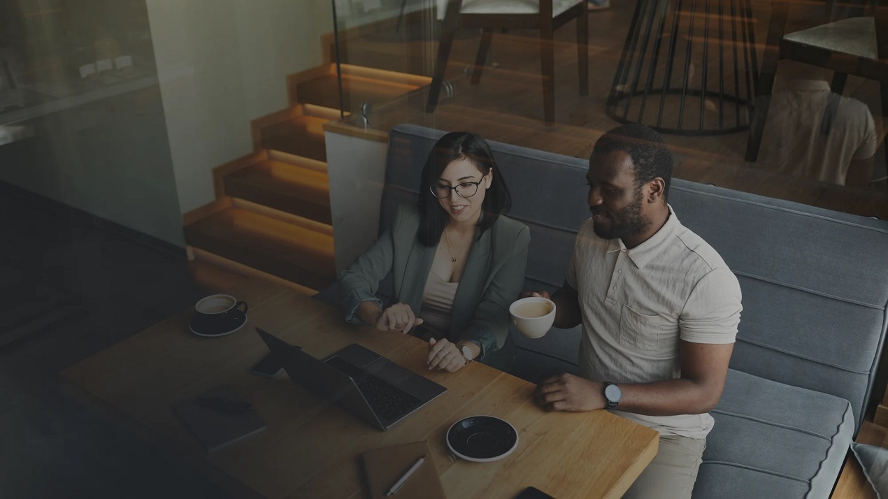 Contact-Megamenu-Image